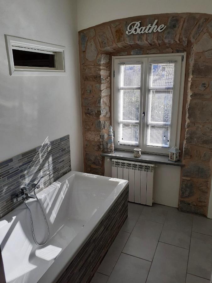 Villa Cascate Bagnone Экстерьер фото